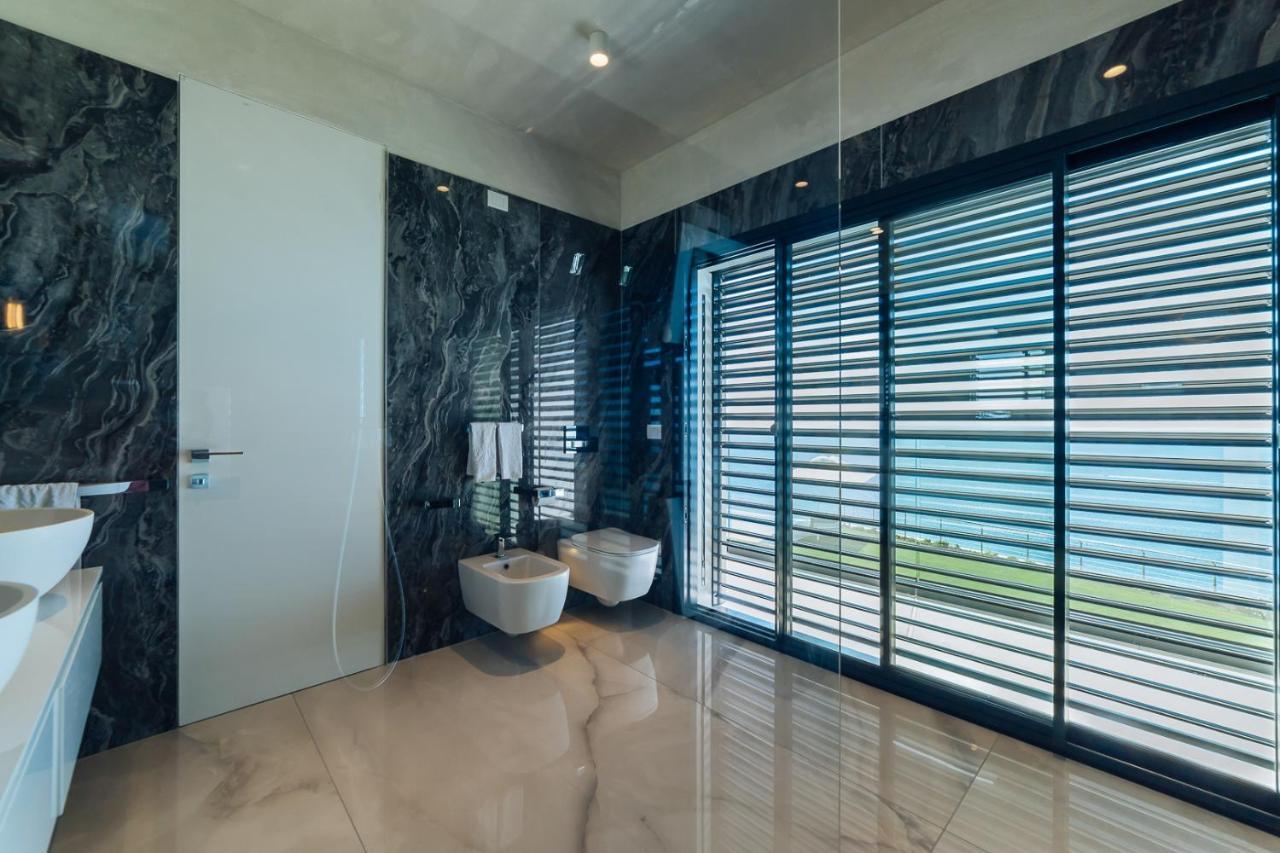 Villa Sabrina Riviera Dei Fiori A Picco Sul Mare Con Piscina Privata ,Wellness & Spa Imperia Luaran gambar