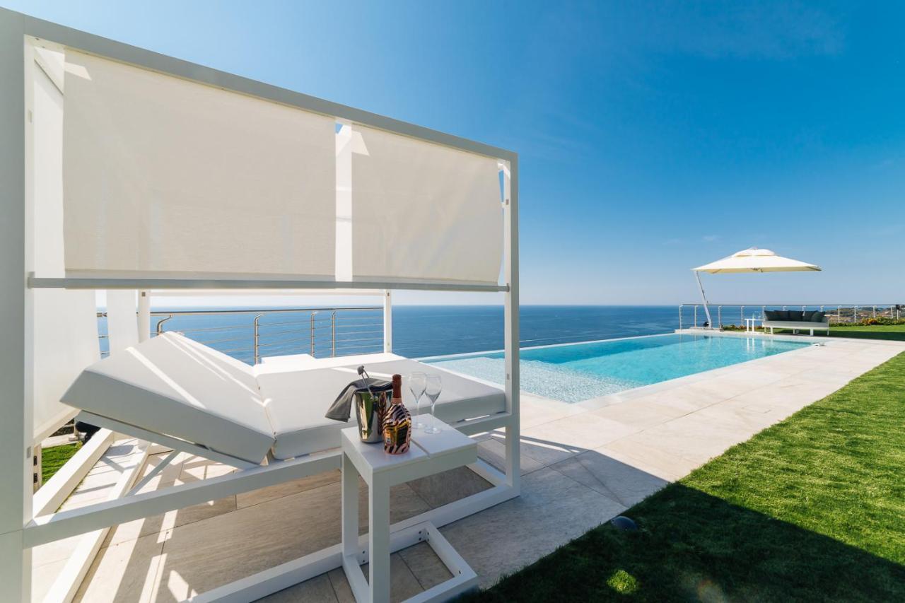 Villa Sabrina Riviera Dei Fiori A Picco Sul Mare Con Piscina Privata ,Wellness & Spa Imperia Luaran gambar