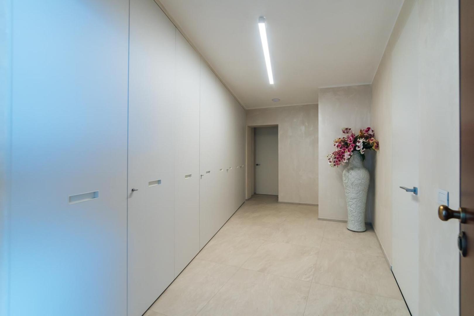 Villa Sabrina Riviera Dei Fiori A Picco Sul Mare Con Piscina Privata ,Wellness & Spa Imperia Luaran gambar